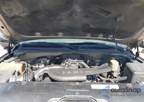 2000 Chevrolet Silverado 1500 Ls из США, поврежденный, VIN 1GCEC19V7YZ294490